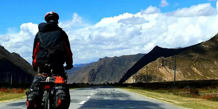 23 Days Cycling Tour from Chengdu via Sichuan Tibet Highway