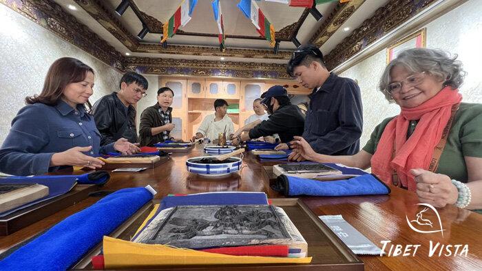 Our guests visit Tibet Vista&rsquo;s Cultural Center