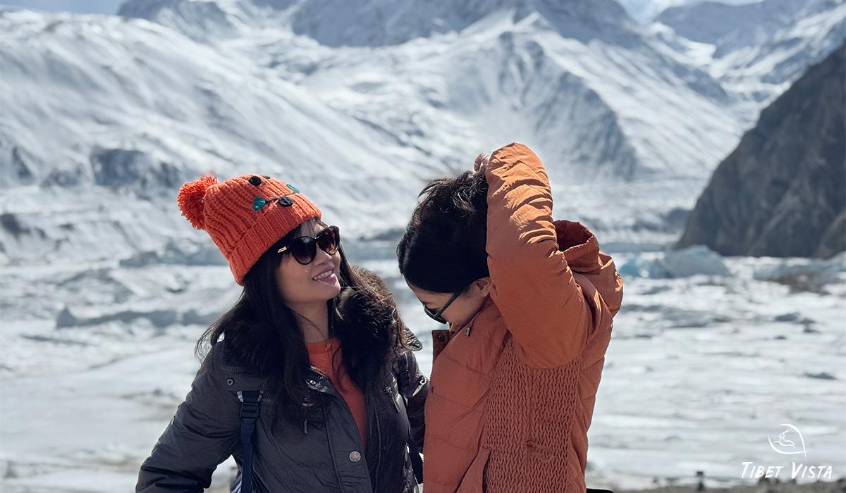 Our Guests at Laigu Glacier