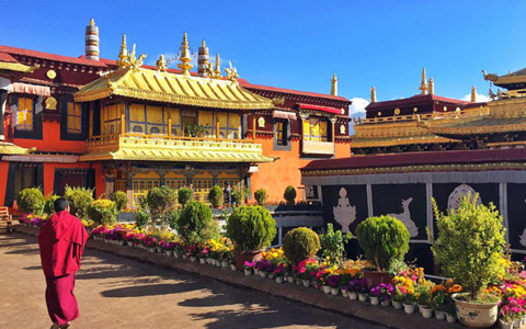 Tibet Tours from Hong Kong: by train and flight