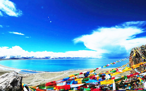 8 Days Lhasa and Namtso Lake Tour from Hong Kong by Train
