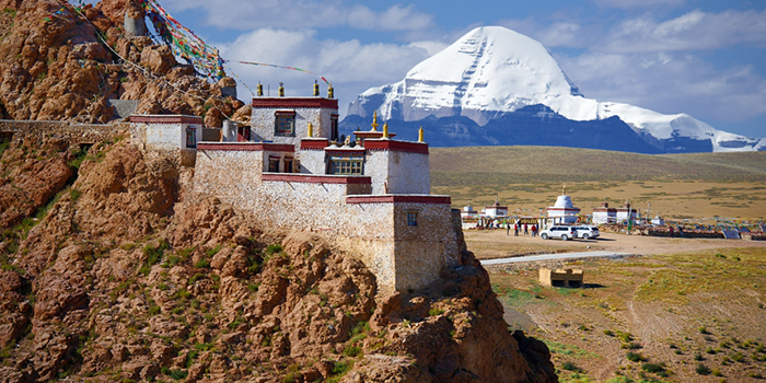 15 Day Lhasa to Mount Kailash and Lake Manasarovar Self Drive Road Trip