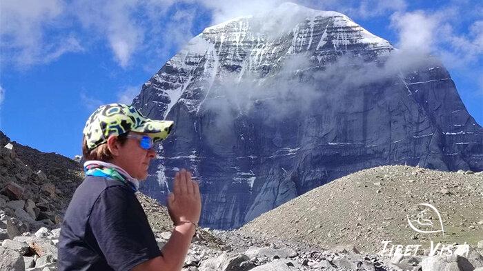 Our beloved guests meditates right in front of Mount Kailash