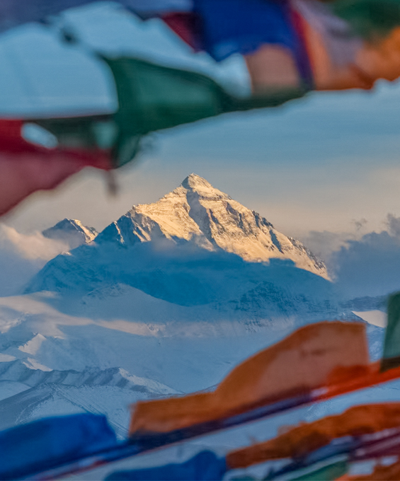capture epic mount everest views under clearest himalayan skies in autumn