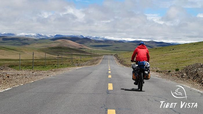 bike from Lhasa to Everest Base Camp