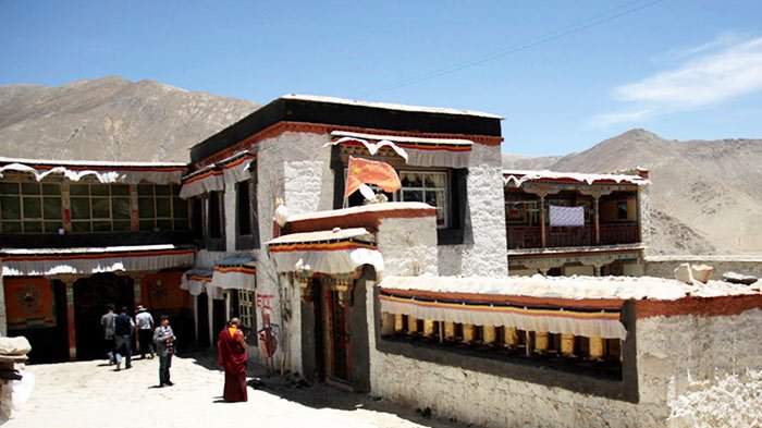  Phuntsoling Monastery 
