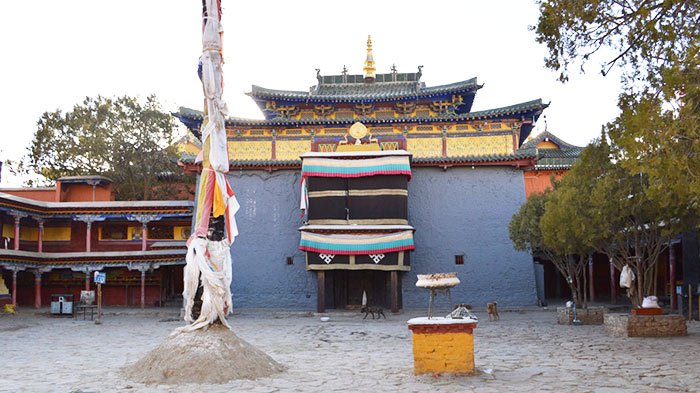  Shalu Monastery 