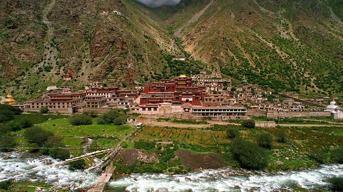 Tsurphu Monastery