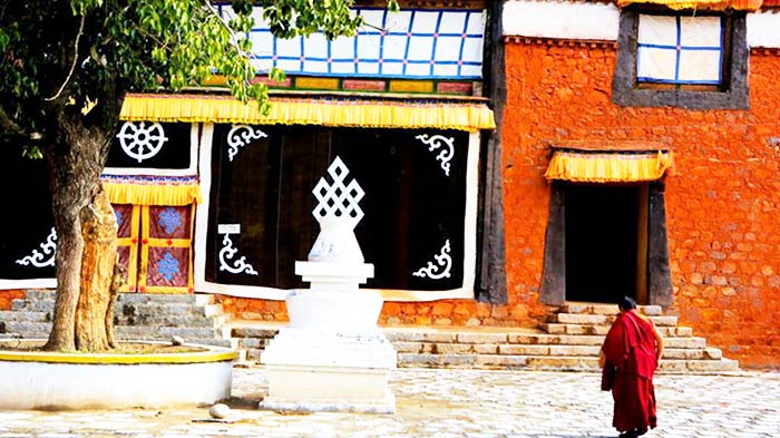  Yungdrungling Monastery 