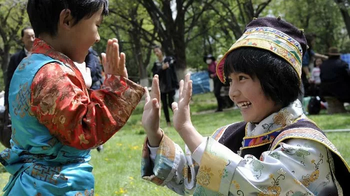 Kids are having fun at the Tibetan Linka Festival