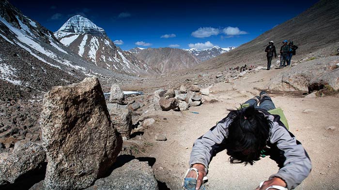 kora around mount kailash