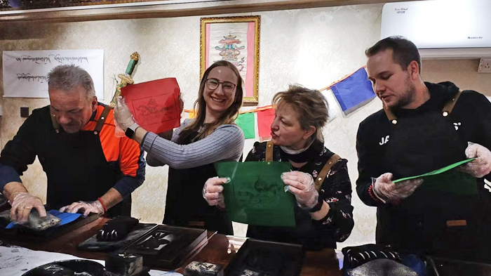 Our guests learn to make Tibetan prayer flags