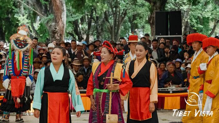 tibetan opera costumes