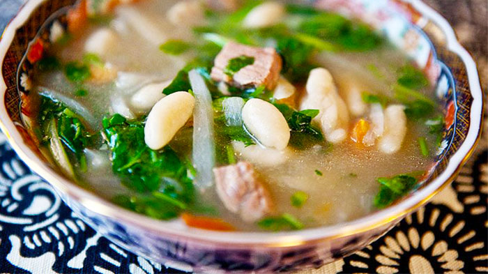 Guthuk is a traditional noodle soup.