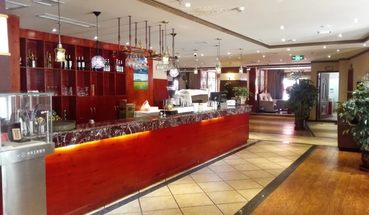 Bar area at Lhasa Shangbala Hotel