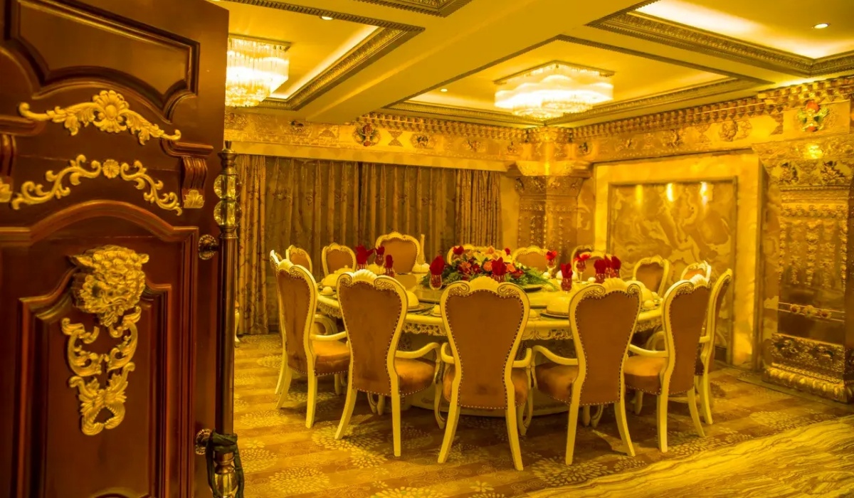 Dining room at Lhasa Shangbala Hotel serving Tibetan and Chinese cuisine