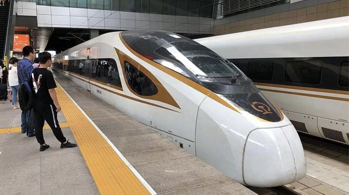  Taking HK to Guangzhou High Speed 