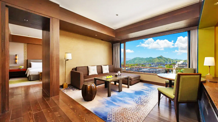 Executive Suite at Shangri-La Lhasa Hotel