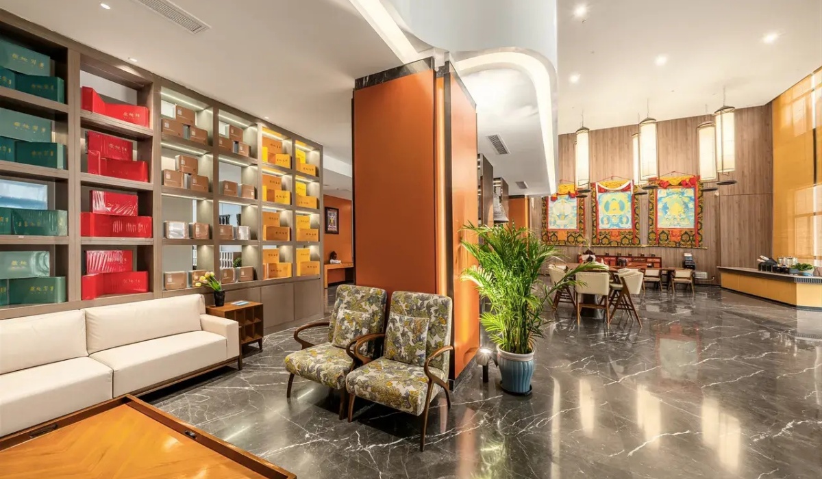 Lobby lounge with comfortable armchair seating