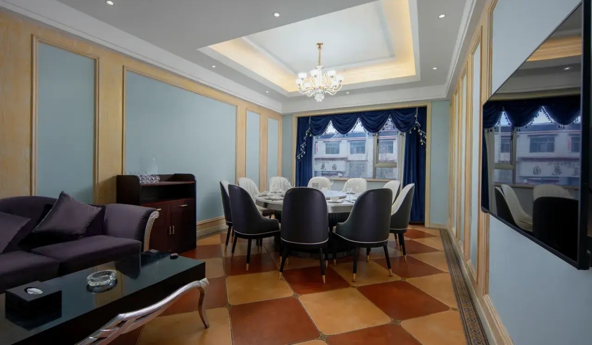 VIP private dining room with large round table