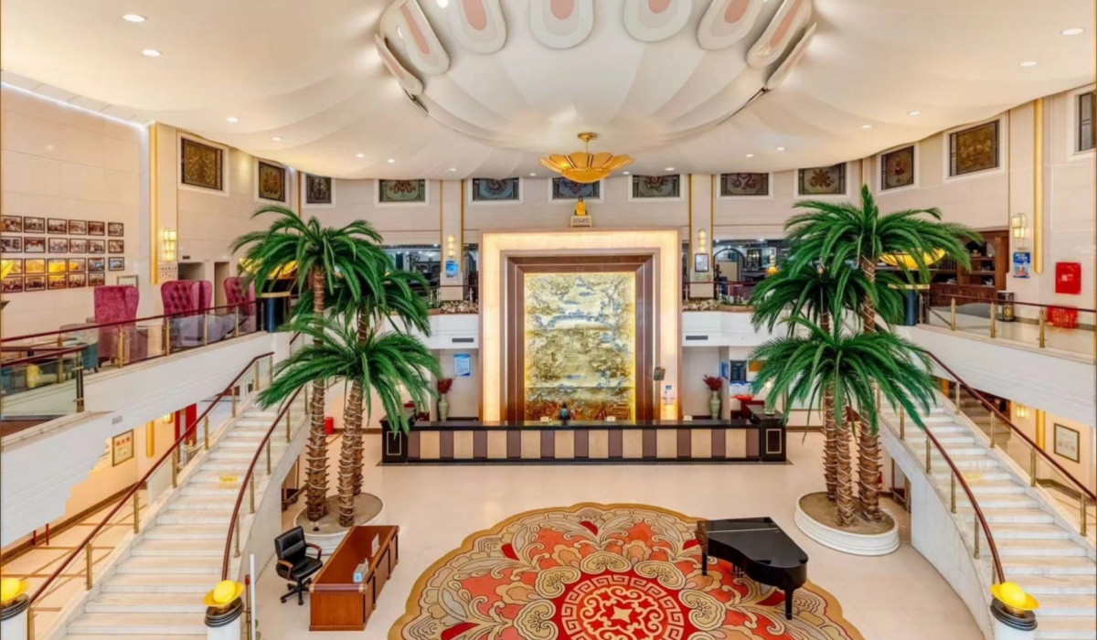 Front desk reception area at Lhasa Xinding Hotel