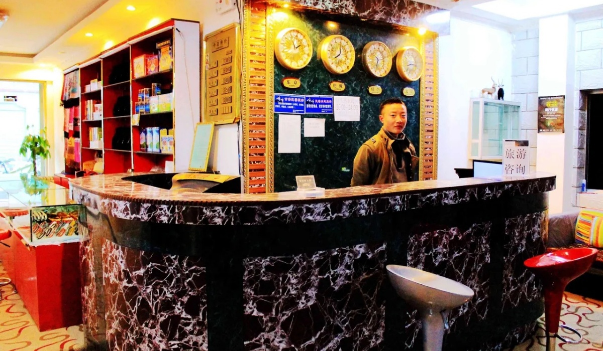 Reception desk at Lhasa Jinfan Hotel in Lhasa
