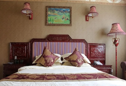 Spacious guest suite at Shiga Yangcha Grand Hotel