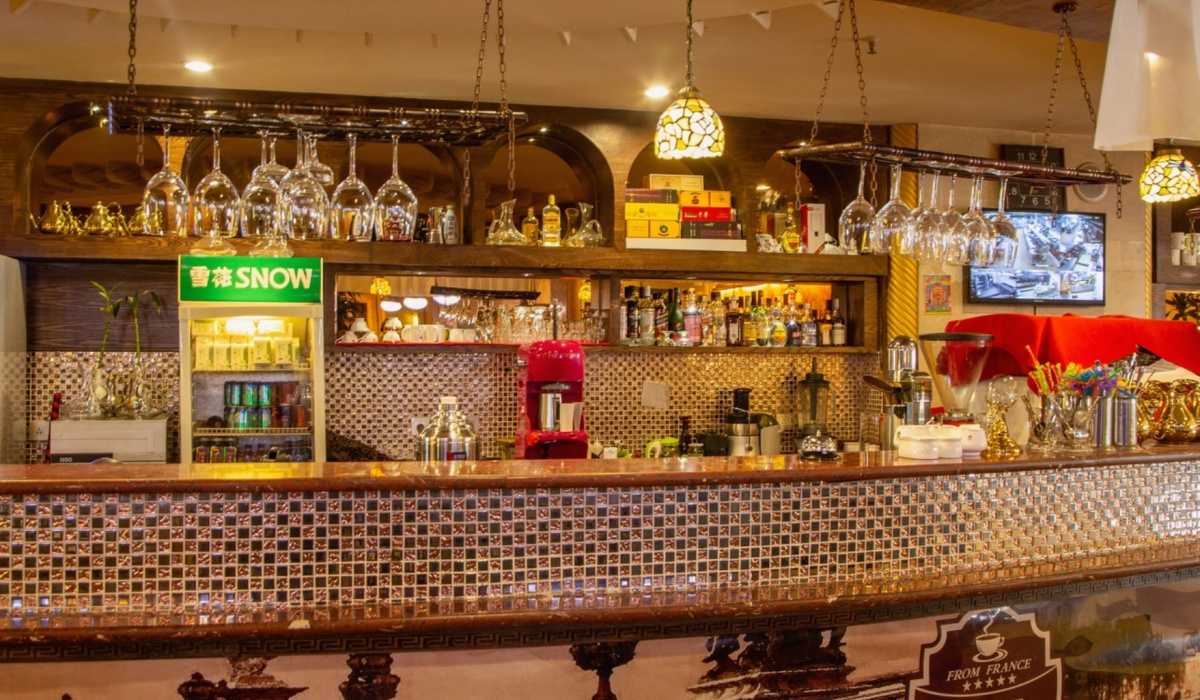 Cozy hotel bar counter at Lhasa Xinding Hotel