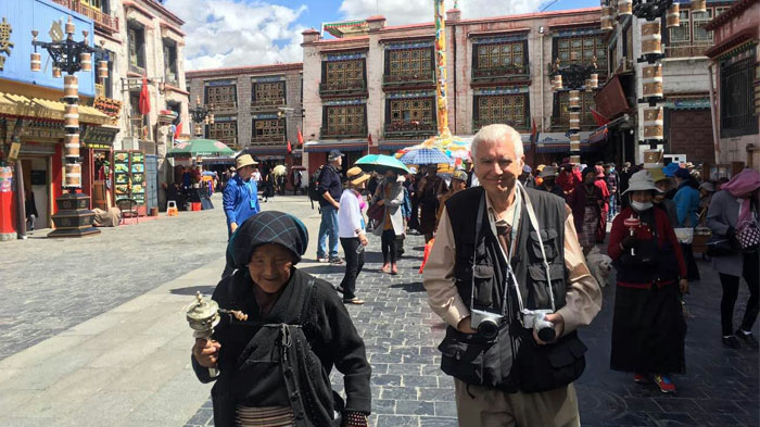 Roam over the famous Barkhor Street in Lhasa