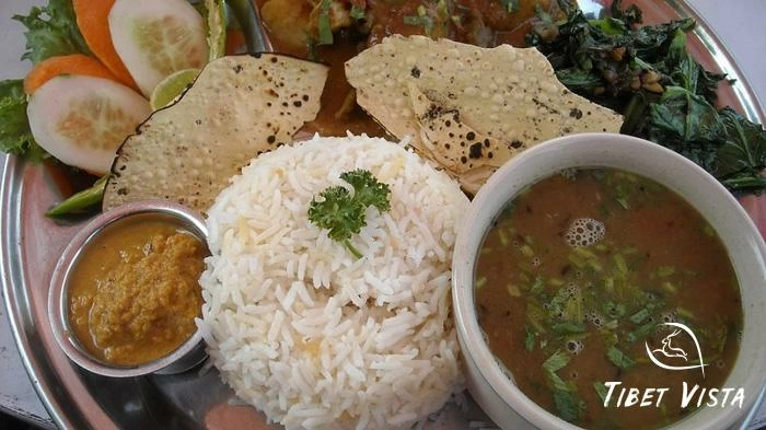 The finger-licking Nepali cuisine in Gyirong Town