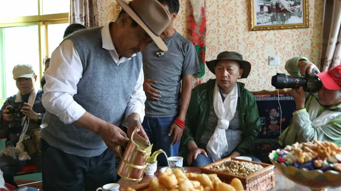 The warm and hospitable Tibetan people