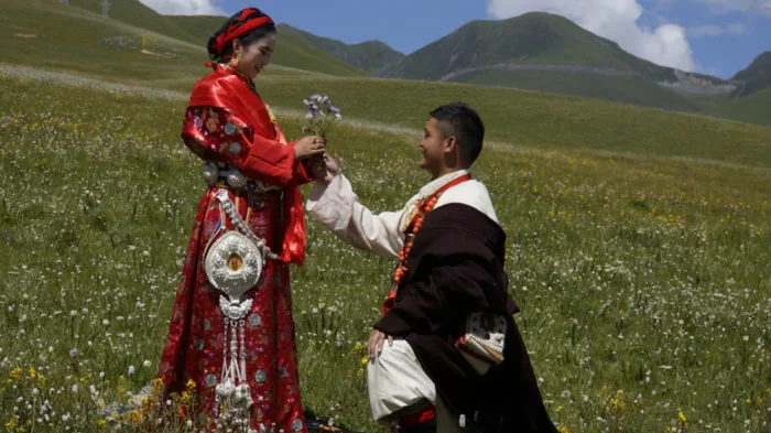 proposal in Tibetan marriage