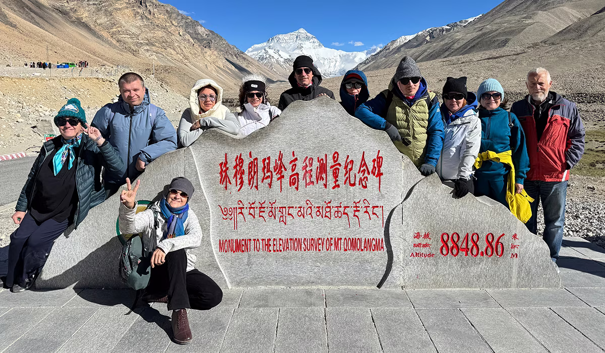 Join an Everest Base Camp Summer Tour