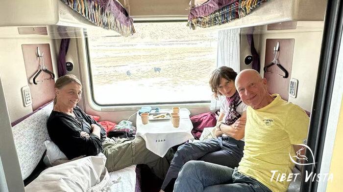 Tibet train tour
