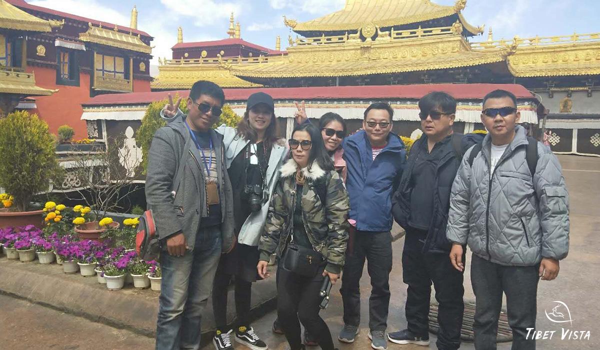 Pictures of Lhadup's Guests