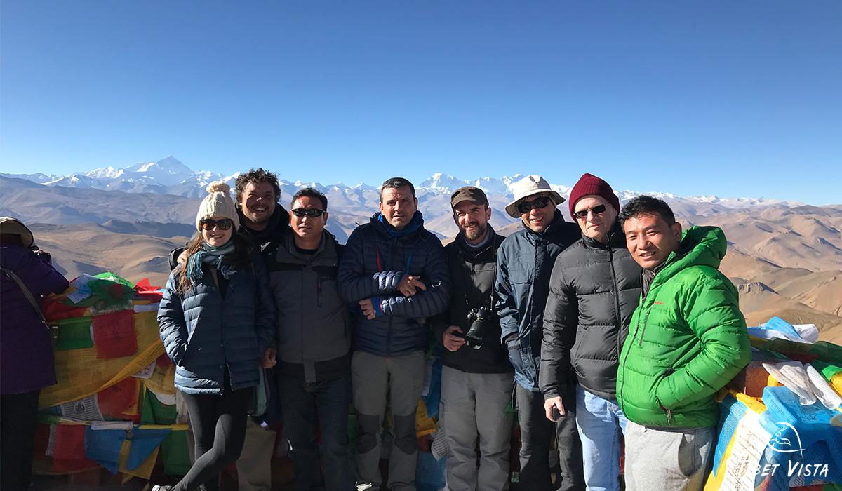 Gelek Pics with his Tourists