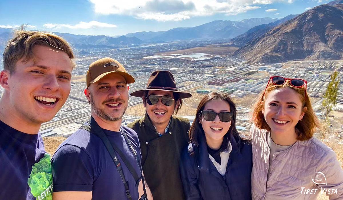 Pictures of Lhakpa Choedak's Guests