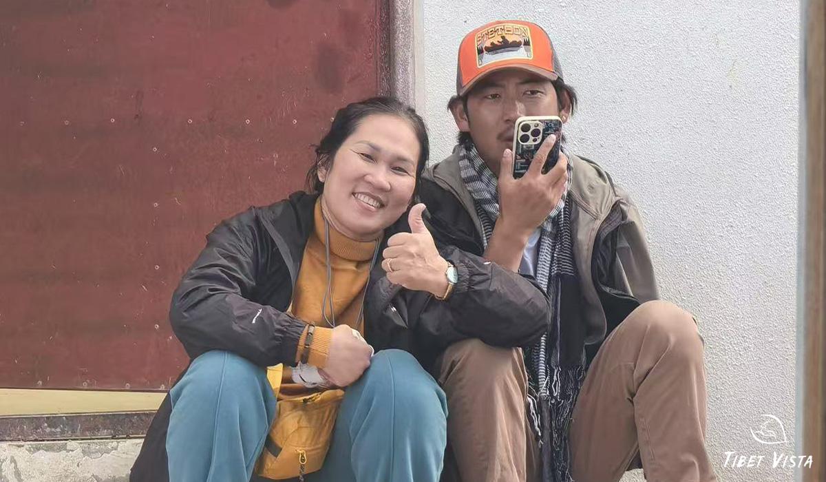 Pictures of Lhakpa Choedak's Guests