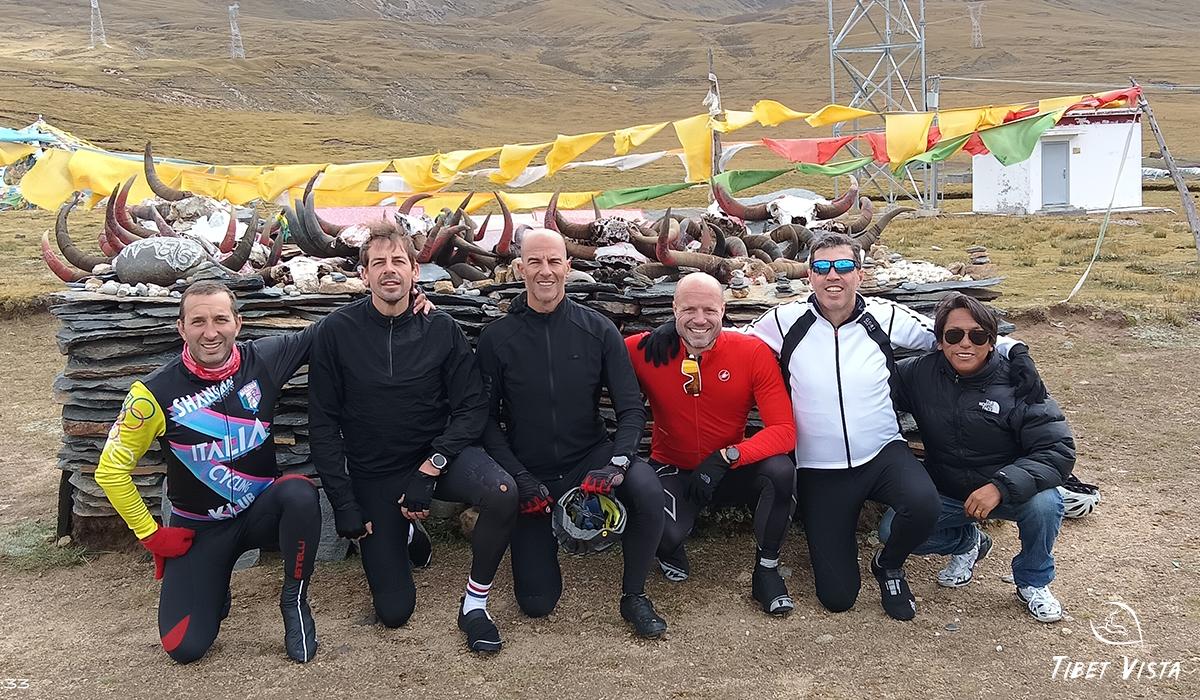 travel tibet with Lhasa Tenzin