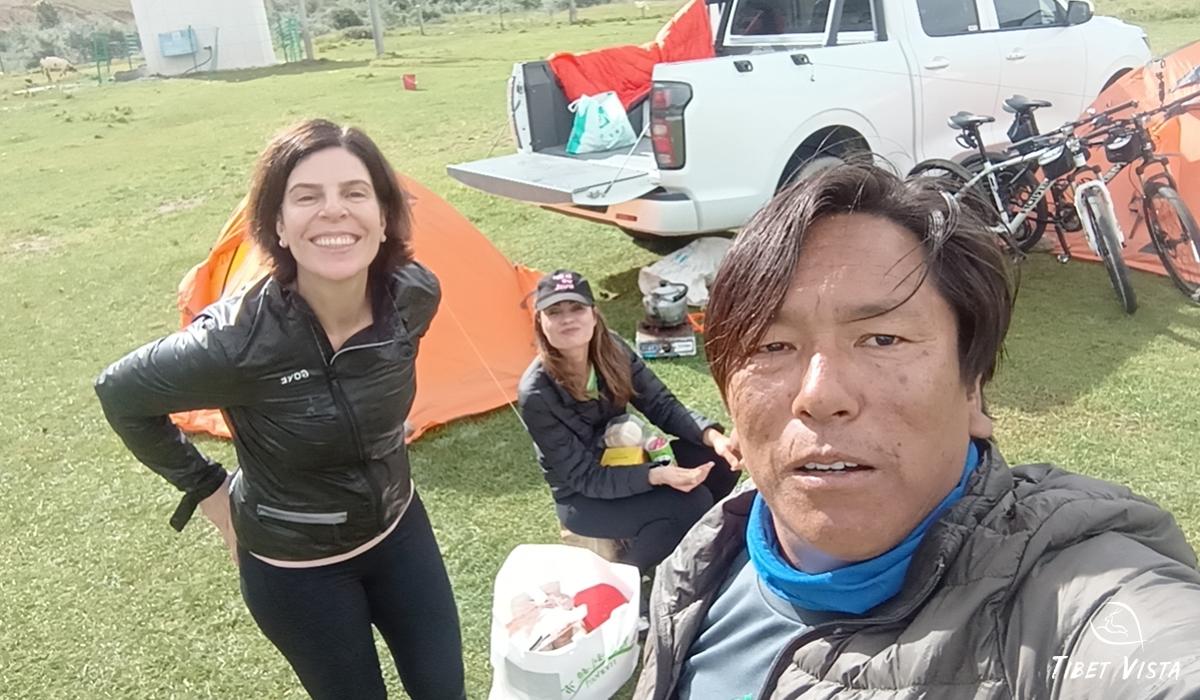travel tibet with Lhasa Tenzin