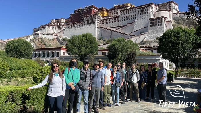 visit the Potala Palace