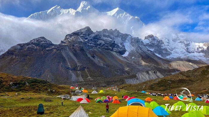 Camp at Gama Valley during trekking tour