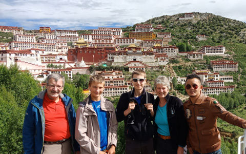 Tour Tibet with Children