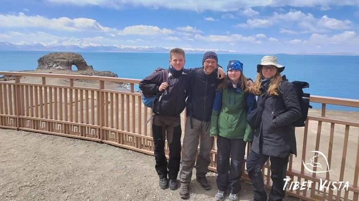 Visit Namtso Lake in Tibet