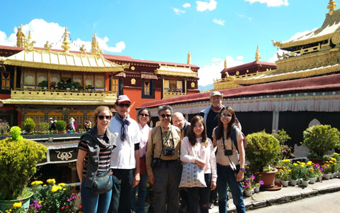 Visit Jokhang Temple