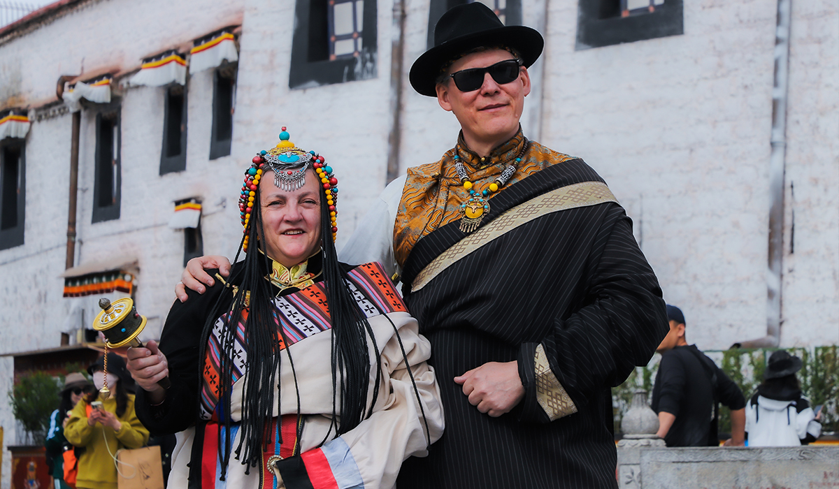 Traditional Tibetan Dress Experience on a Luxury Tour