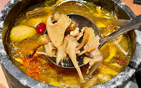 Stone Pot-Cooked Chicken, Traditional Tibetan Cuisine