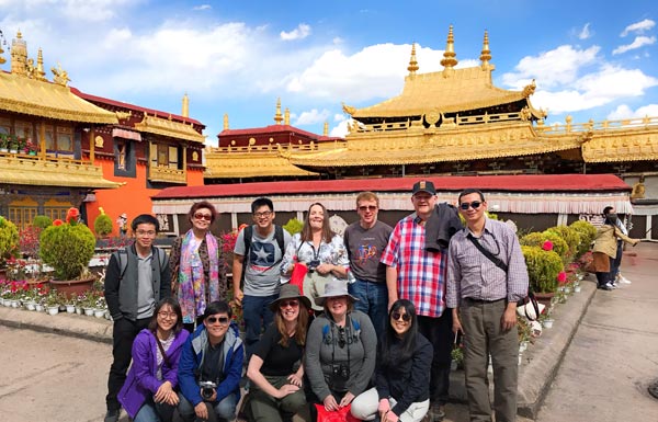 tibet monastery tour