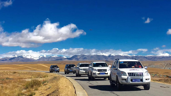 The overland trip between Tibet and Nepal