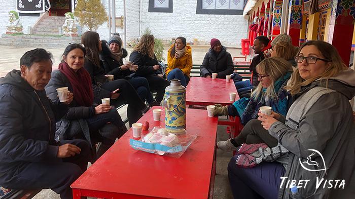 Hot drinks during Tibet trip